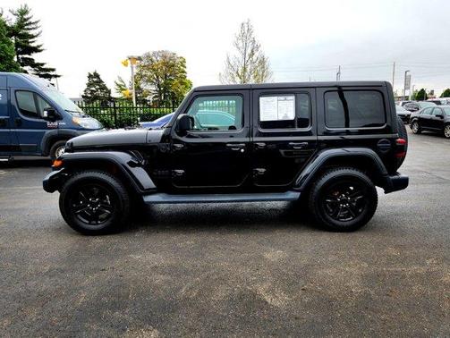 2021 Jeep Wrangler Unlimited Sahara Altitude