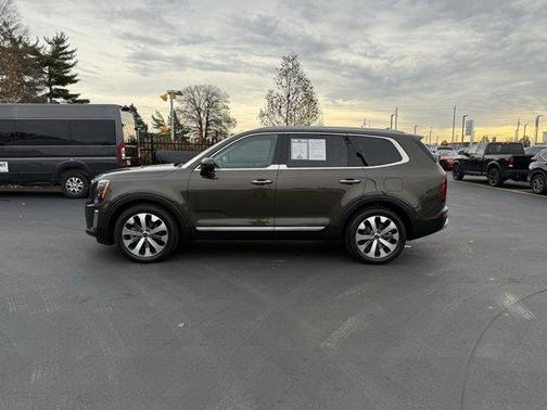 2021 Kia Telluride S