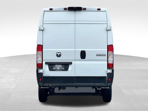 Bright White Clearcoat 2024 RAM ProMaster 2500 High Roof