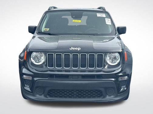 Black Clearcoat 2022 Jeep Renegade Sport