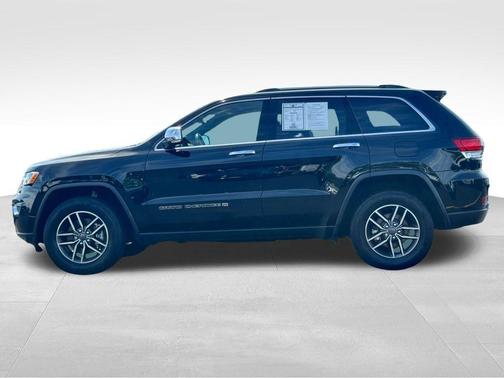 Diamond Black 2022 Jeep Grand Cherokee WK Limited