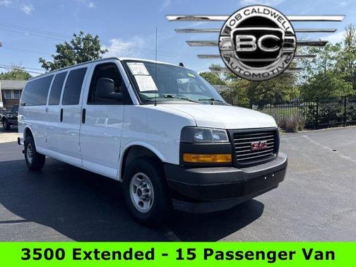 2023 GMC Savana 3500 LS