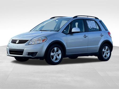 Quicksilver Metallic 2011 Suzuki SX4 Premium