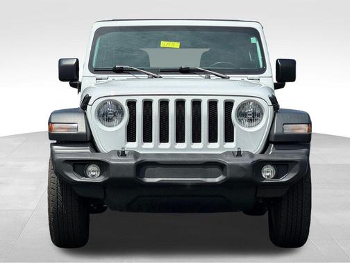 Bright White Clearcoat 2021 Jeep Wrangler Unlimited Sport