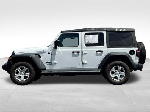 Bright White Clearcoat 2021 Jeep Wrangler Unlimited Sport