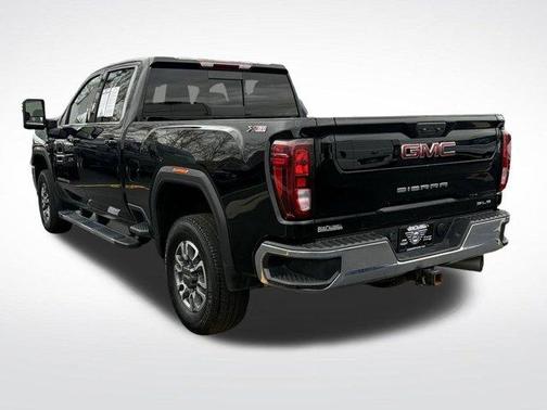 2022 GMC Sierra 2500 SLE