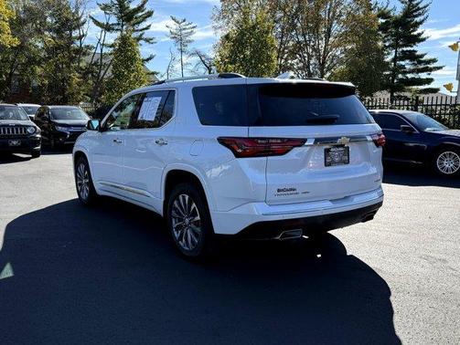 2023 Chevrolet Traverse Premier