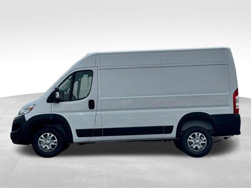 Bright White Clearcoat 2026 RAM ProMaster 1500 Base
