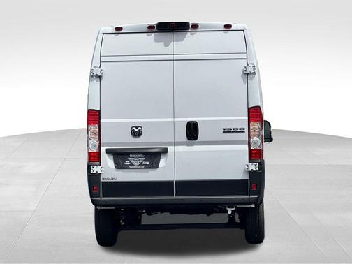 Bright White Clearcoat 2026 RAM ProMaster 1500 Base