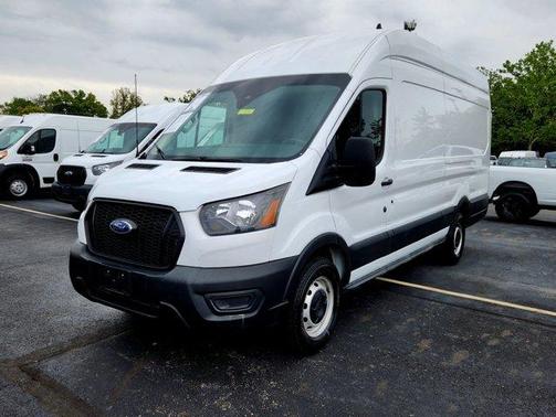 2022 Ford Transit-250 Base