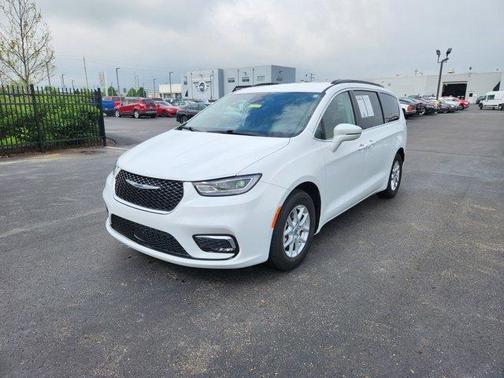 2022 Chrysler Pacifica Touring-L