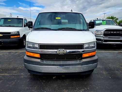 2017 Chevrolet Express 3500 LT