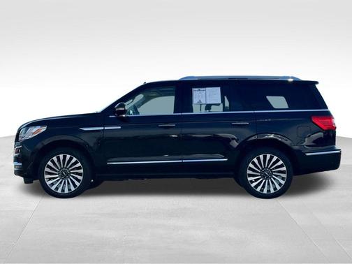 Black 2021 Lincoln Navigator Reserve