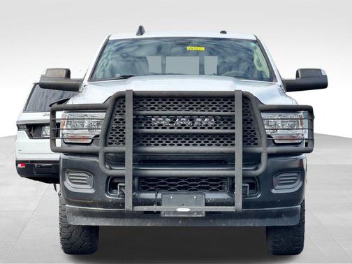 Bright White Clearcoat 2020 RAM 3500 Tradesman
