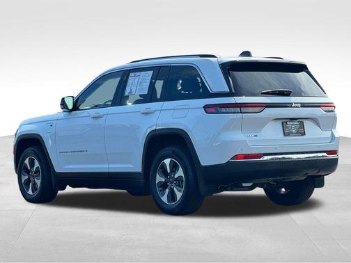 Bright White Clearcoat 2022 Jeep Grand Cherokee 4xe Base