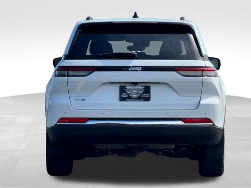 Bright White Clearcoat 2022 Jeep Grand Cherokee 4xe Base