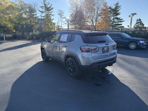 2022 Jeep Compass Altitude