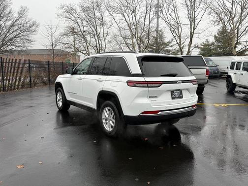 2024 Jeep Grand Cherokee Laredo X