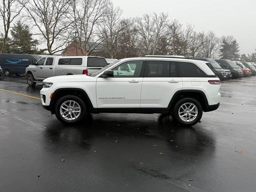 2024 Jeep Grand Cherokee Laredo X