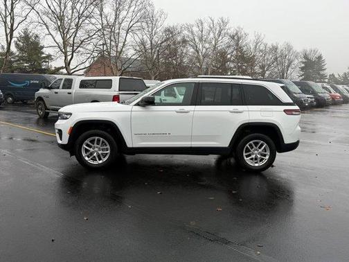 2024 Jeep Grand Cherokee Laredo X