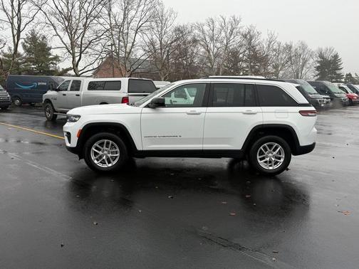 2024 Jeep Grand Cherokee Laredo X