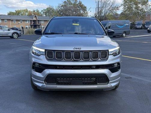2023 Jeep Compass Altitude