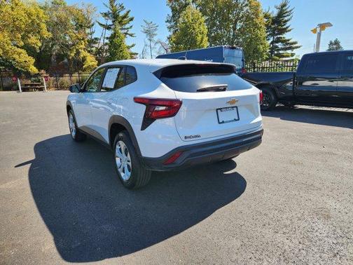 2024 Chevrolet Trax LS