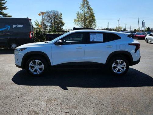 2024 Chevrolet Trax LS