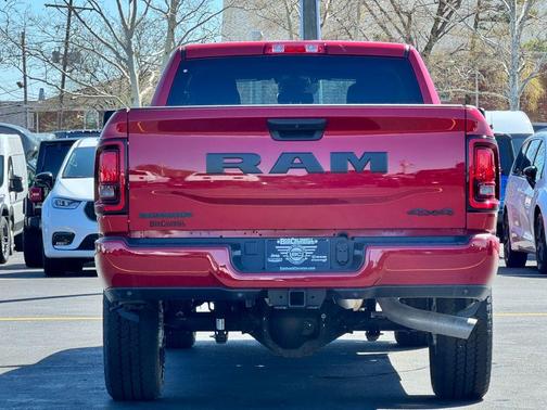 Molten Red Pearlcoat 2026 RAM 3500 Big Horn