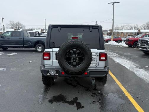 Silver Zynith Clearcoat 2024 Jeep Wrangler Sport