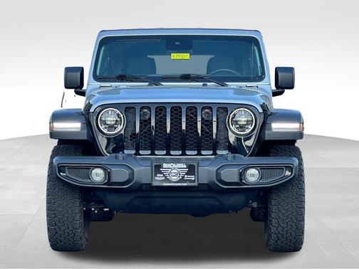 Silver Zynith Clearcoat 2024 Jeep Wrangler Sport