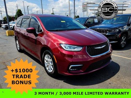 2023 Chrysler Pacifica Touring-L
