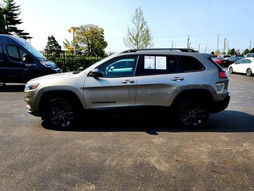 2021 Jeep Cherokee Latitude Lux