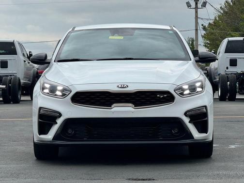 Snow White Pearl 2021 Kia Forte GT