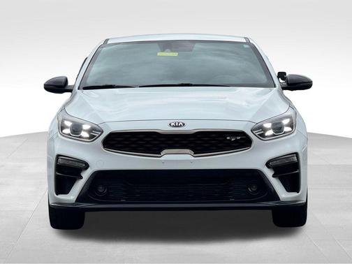 Snow White Pearl 2021 Kia Forte GT