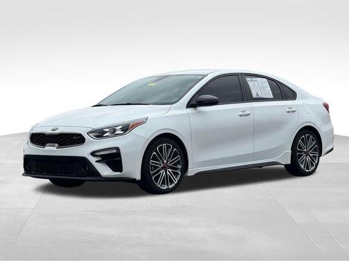 Snow White Pearl 2021 Kia Forte GT
