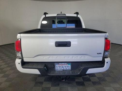 Super White 2016 Toyota Tacoma TRD Sport