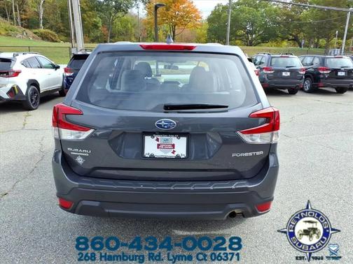 2022 Subaru Forester Base