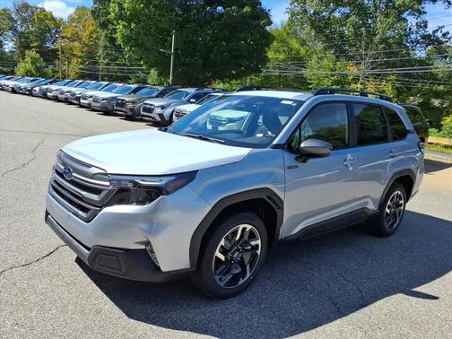 2025 Subaru Forester Hybrid Premium