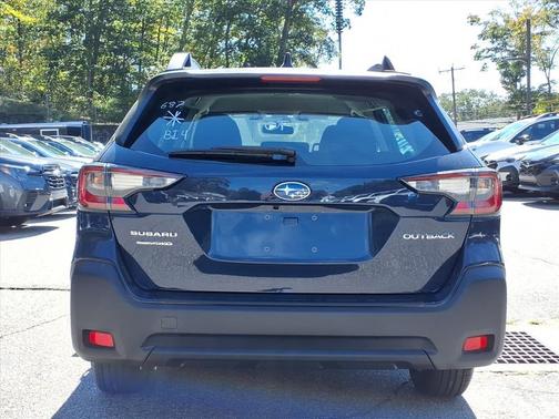 2025 Subaru Outback Base