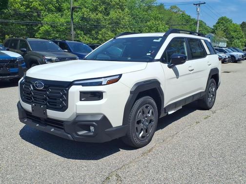 Crystal White Pearl 2026 Subaru Outback Premium