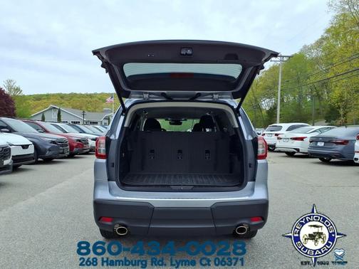 Ice Silver Metallic 2023 Subaru Ascent Premium 7-Passenger