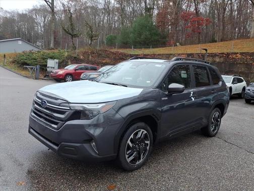 2025 Subaru Forester Hybrid Premium