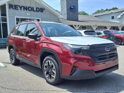 2025 Subaru Forester Base