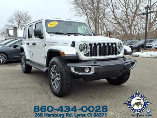 2025 Jeep Wrangler 4-Door Sahara 4x4
