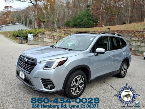 2023 Subaru Forester Premium