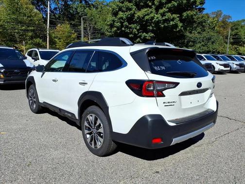 2025 Subaru Outback Touring