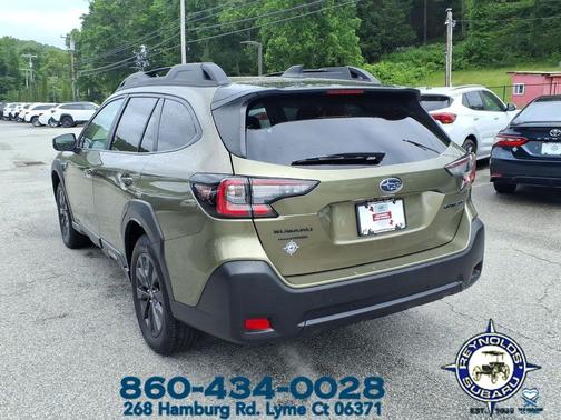 Autumn Green Metallic 2025 Subaru Outback Onyx Edition