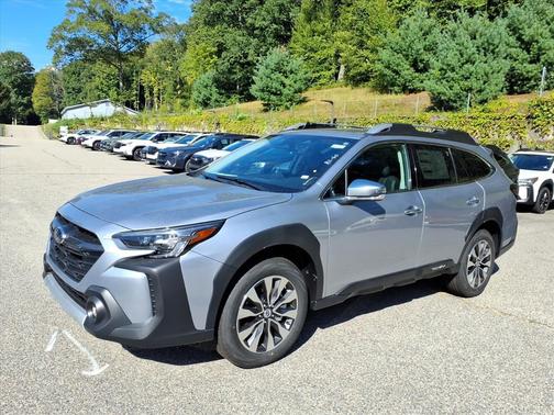 2025 Subaru Outback Touring XT