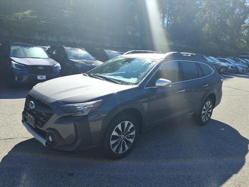 2025 Subaru Outback Touring XT